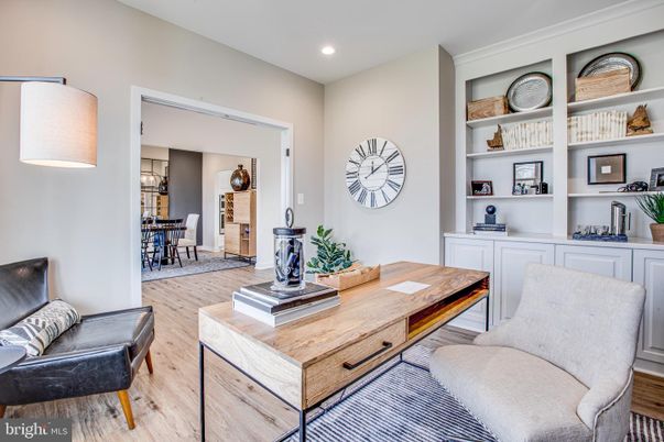 Home Office, Interior, Recessed Lighting, Wood Texture Flooring