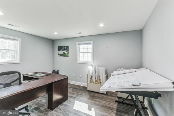 Home Office, Interior, Recessed Lighting, Wood Texture Flooring