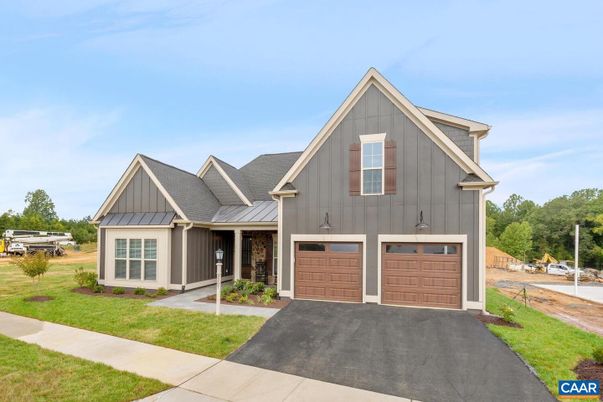Attached, Exterior, Facade, Farmhouse