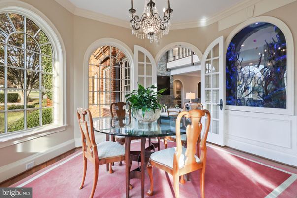 Chandelier, Dining room, Interior