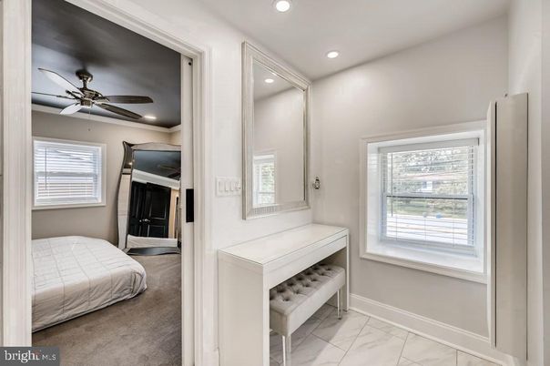 Bedroom, Interior, Marble, Recessed Lighting