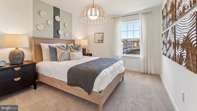 Bedroom, Interior, Pendant Lights