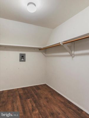 Empty room, Interior, Walk-in Closets, Wood Texture Flooring