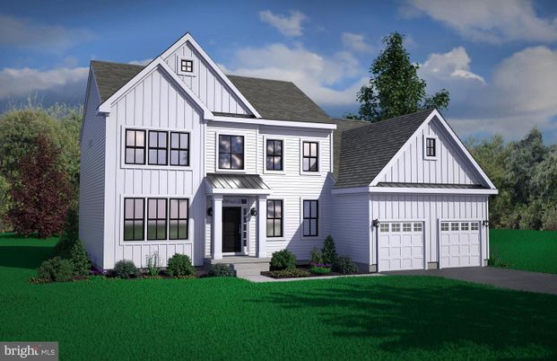 Attached, Exterior, Facade, Farmhouse