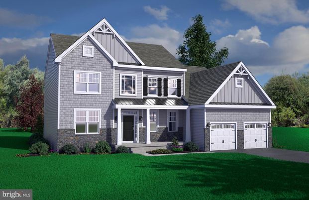 Attached, Exterior, Facade, Farmhouse