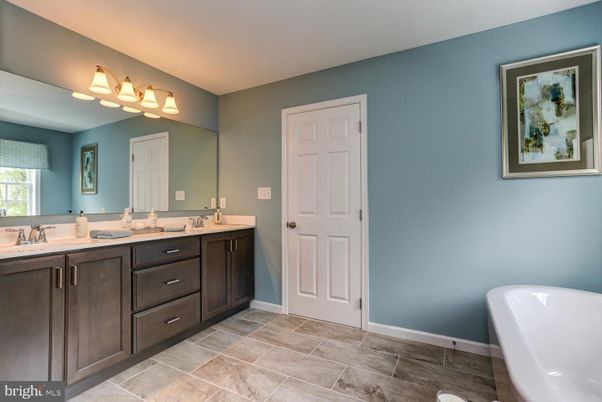 Bathroom, Dual Sink Vanities, Free Standing Baths, Interior