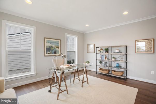 Home Office, Interior, Recessed Lighting, Wood Texture Flooring