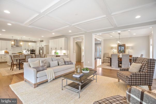 Dining room, Interior, Kitchen, Living room, Pendant Lights, Recessed Lighting, Stainless Steel Appliances, Wood Texture Flooring