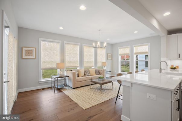 Chandelier, Interior, Kitchen, Living room, Pendant Lights, Recessed Lighting, Wood Texture Flooring
