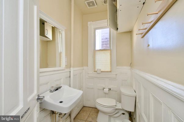 Bathroom, Interior