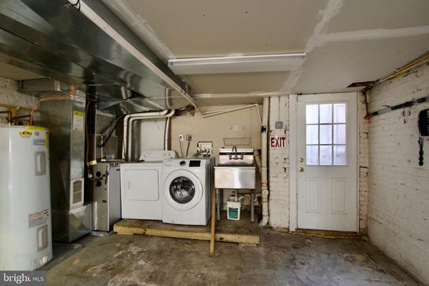 Interior, Stone Walls, Washer