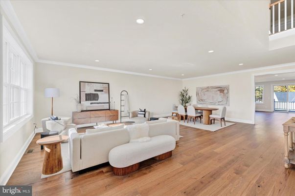 Dining room, Interior, Living room, Recessed Lighting, Wood Texture Flooring