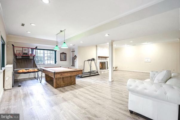 Billiard Table, Game Room, Interior, Pendant Lights, Recessed Lighting, Wood Texture Flooring