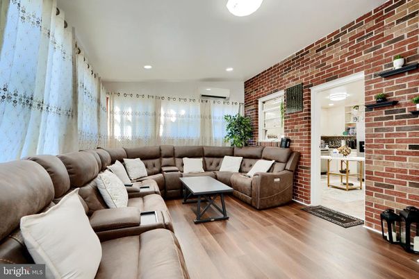 Interior, Living room, Recessed Lighting, Stone Walls, Wood Texture Flooring
