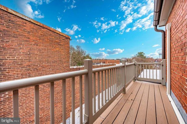 Exterior, Wood Texture Flooring