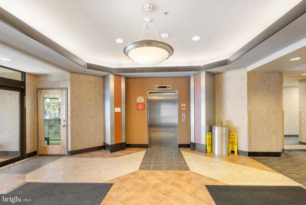 Elevator, Interior, Pendant Lights, Recessed Lighting