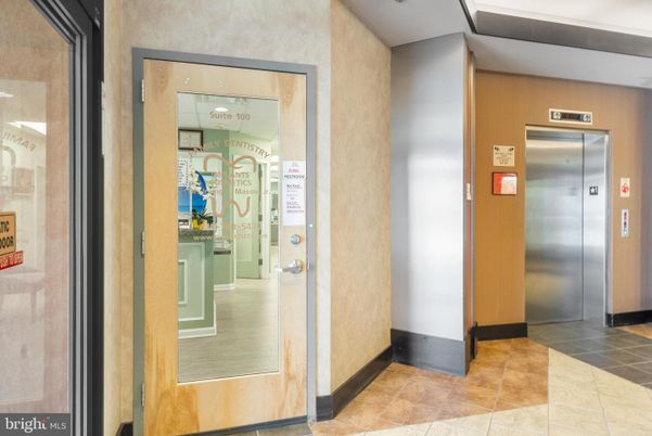 Elevator, Interior