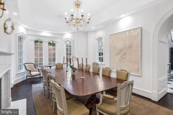 Chandelier, Dining room, Interior, Recessed Lighting, Wood Texture Flooring