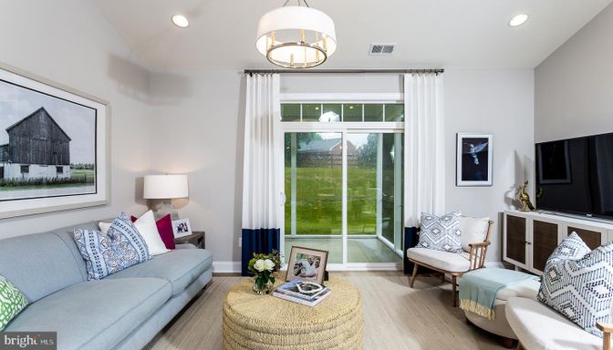 Interior, Living room, Pendant Lights, Recessed Lighting