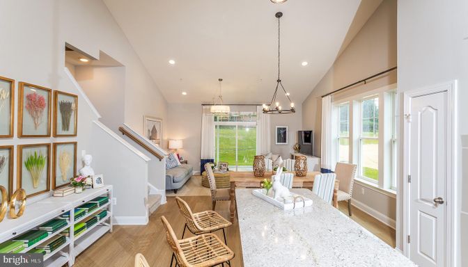 Dining room, Interior, Living room, Pendant Lights, Recessed Lighting, Wood Texture Flooring