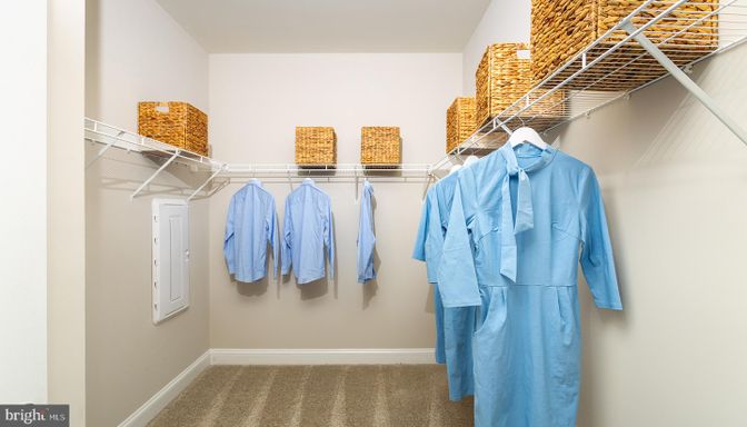 Interior, Walk-in Closets