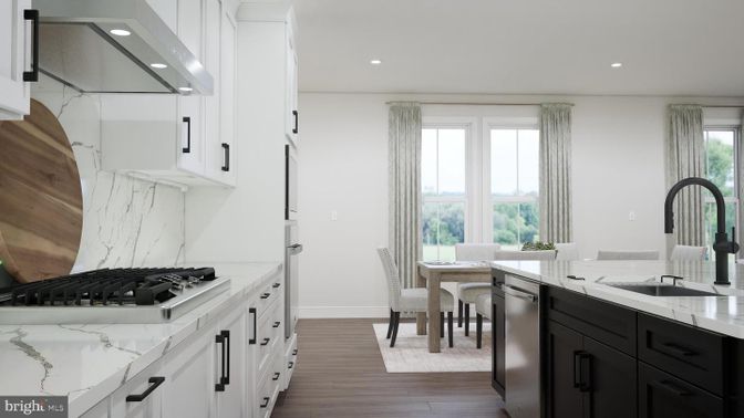 Dining room, Interior, Kitchen, Recessed Lighting, Stainless Steel Appliances, Wood Texture Flooring