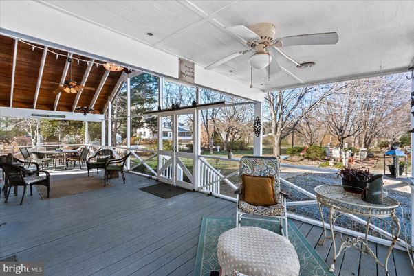 Dining room, Interior, Sun Room, Wooden Ceilings, Wood Texture Flooring