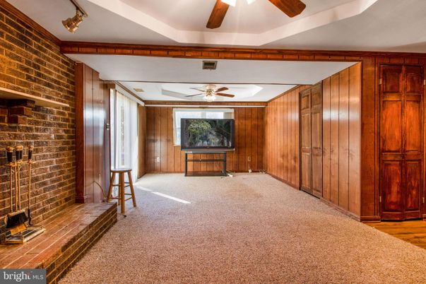 Empty room, Interior, Stone Walls, Wooden Walls