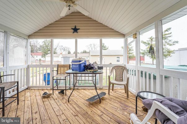 Interior, Sun Room, Wood Texture Flooring