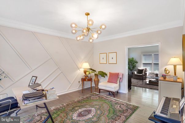 Interior, Living room, Pendant Lights, Piano, Wood Texture Flooring