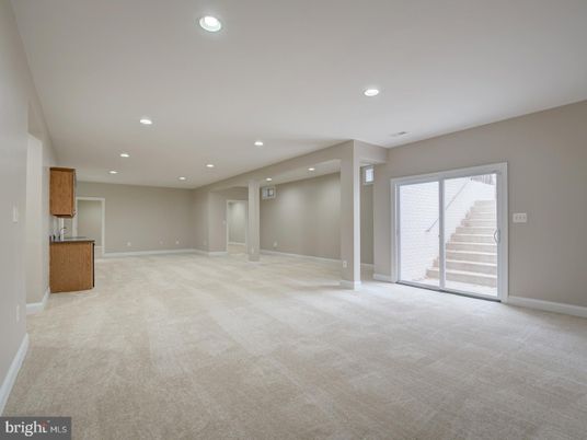 Empty room, Interior, Recessed Lighting
