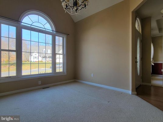 Chandelier, Empty room, Interior