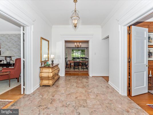 Chandelier, Dining room, Interior, Pendant Lights, Wood Texture Flooring