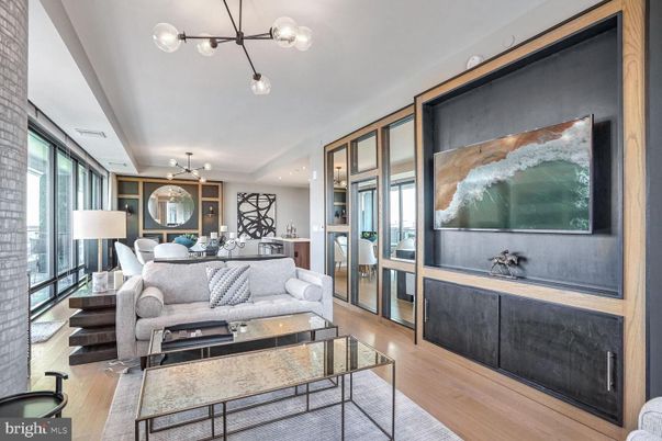 Dining room, Interior, Living room, Pendant Lights, Recessed Lighting, Wood Texture Flooring