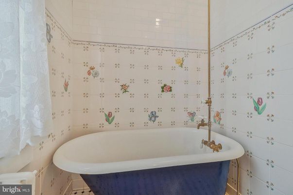 Bathroom, Free Standing Baths, Interior