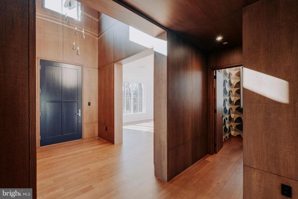 Interior, Recessed Lighting, Wood Texture Flooring, Wooden Walls