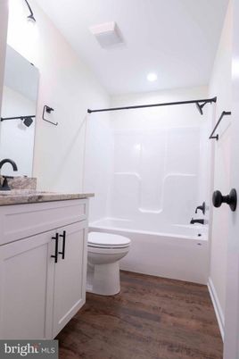 Bathroom, Interior, Recessed Lighting, Wood Texture Flooring