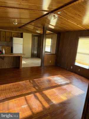 Empty room, Interior, Wooden Ceilings, Wood Texture Flooring, Wooden Walls