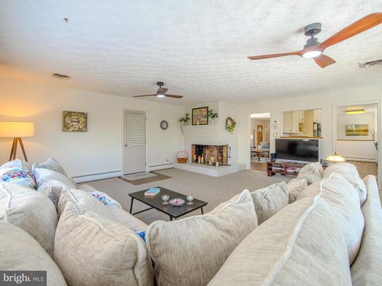 Fireplace, Interior, Living room