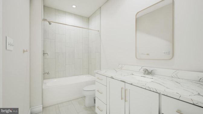 Bathroom, Interior, Recessed Lighting