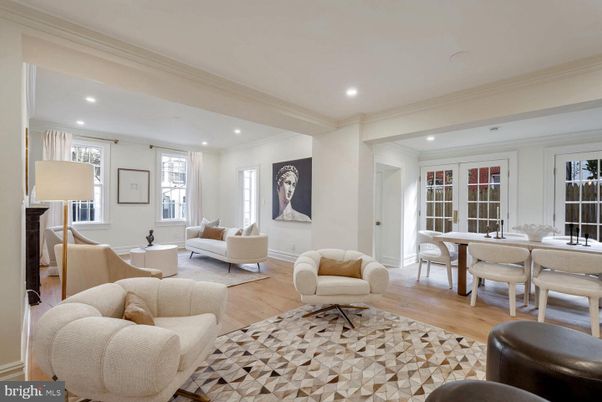 Dining room, Interior, Living room, Recessed Lighting, Wood Texture Flooring