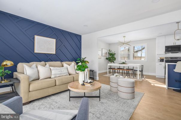 Dining room, Interior, Kitchen, Living room, Pendant Lights, Stainless Steel Appliances, Wood Texture Flooring