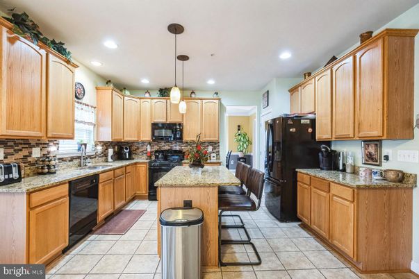 Interior, Kitchen, Pendant Lights, Recessed Lighting