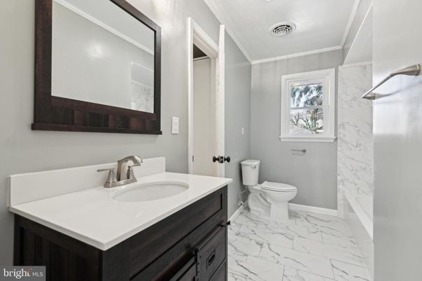 Bathroom, Interior, Marble, Marble Walls