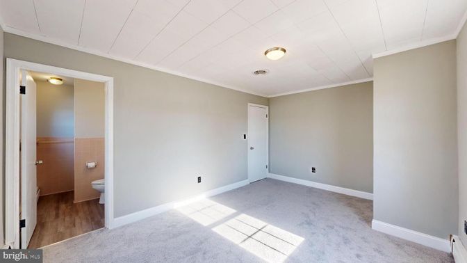Bathroom, Empty room, Interior
