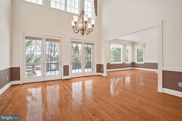 Chandelier, Empty room, Interior, Recessed Lighting, Wood Texture Flooring