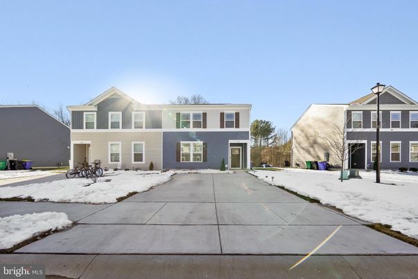 Exterior, Facade, Farmhouse
