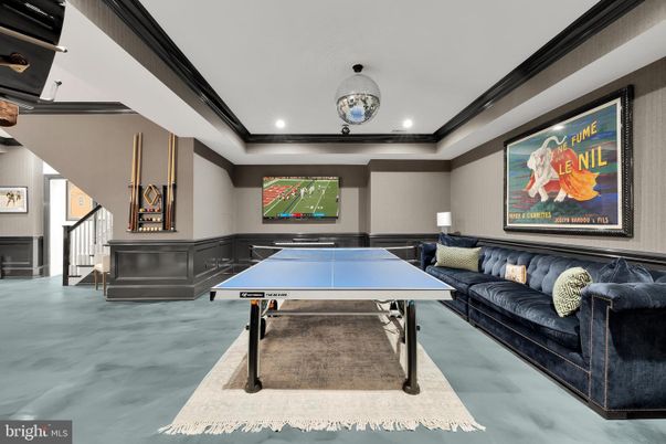 Game Room, Interior, Recessed Lighting