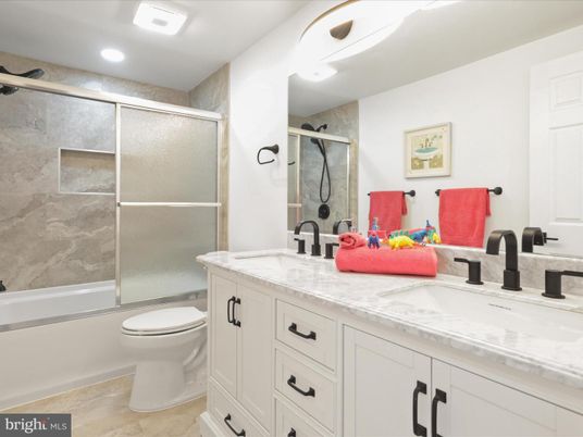 Bathroom, Dual Sink Vanities, Glass Shower, Interior, Recessed Lighting