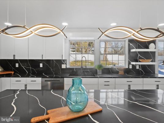 Interior, Kitchen, Pendant Lights, Recessed Lighting